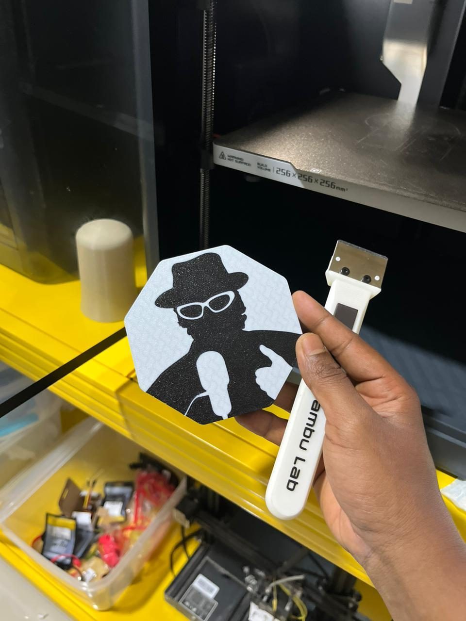 Printed chess coaster and Bambu Lab spatula